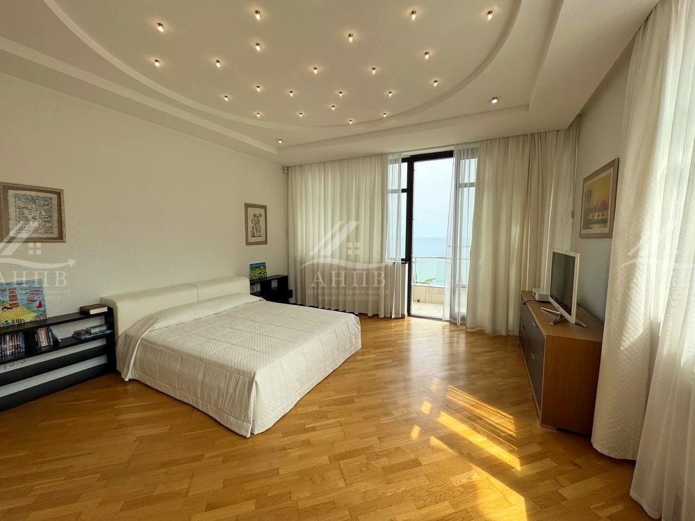 Многокомнатные апартаменты в клубном доме