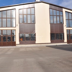 Торговый центр.Общая площадь: 5533 м²