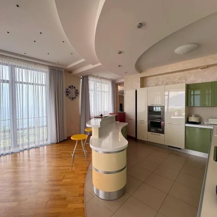 Апартаменты с видом на море в Ялте, 242м².