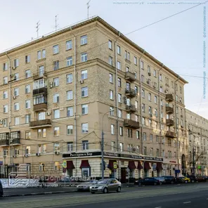 Орджоникидзе, 7,2-комн. кв., 53 м², 6/8 этаж