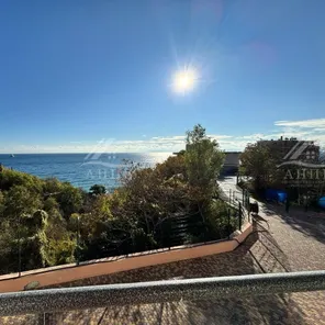 Ялта, Ливадия, ЖК "Россия"