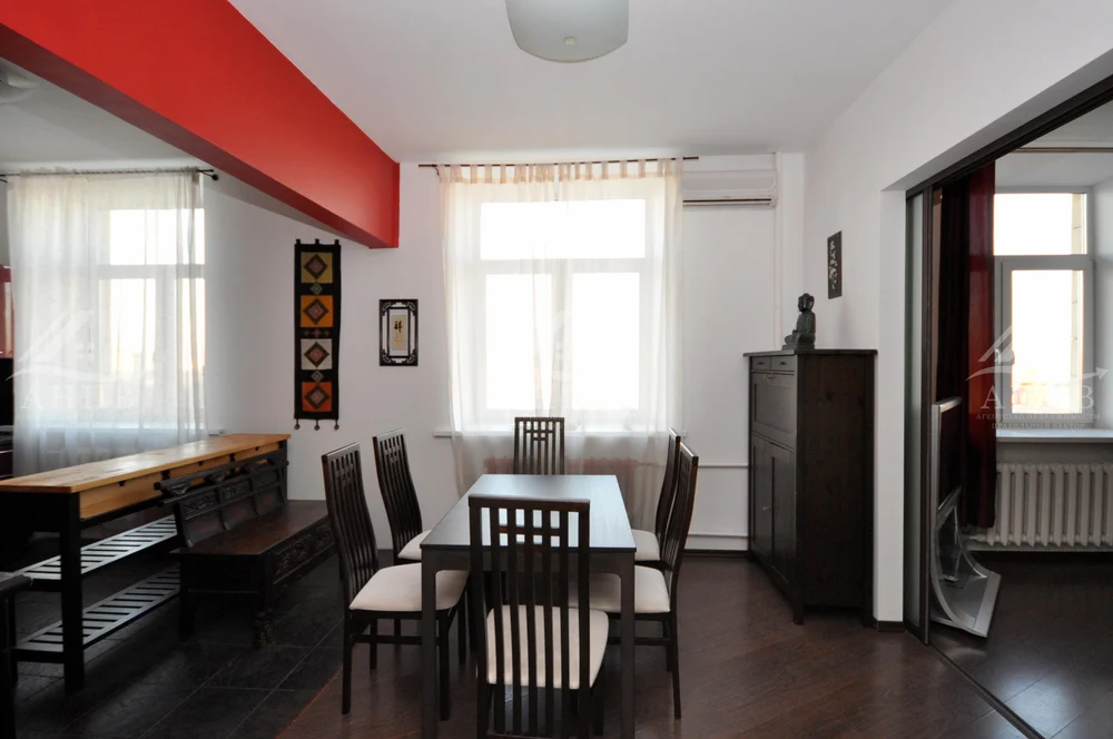 Панорамный вид на центр. Оригинальный дизайн-проект.